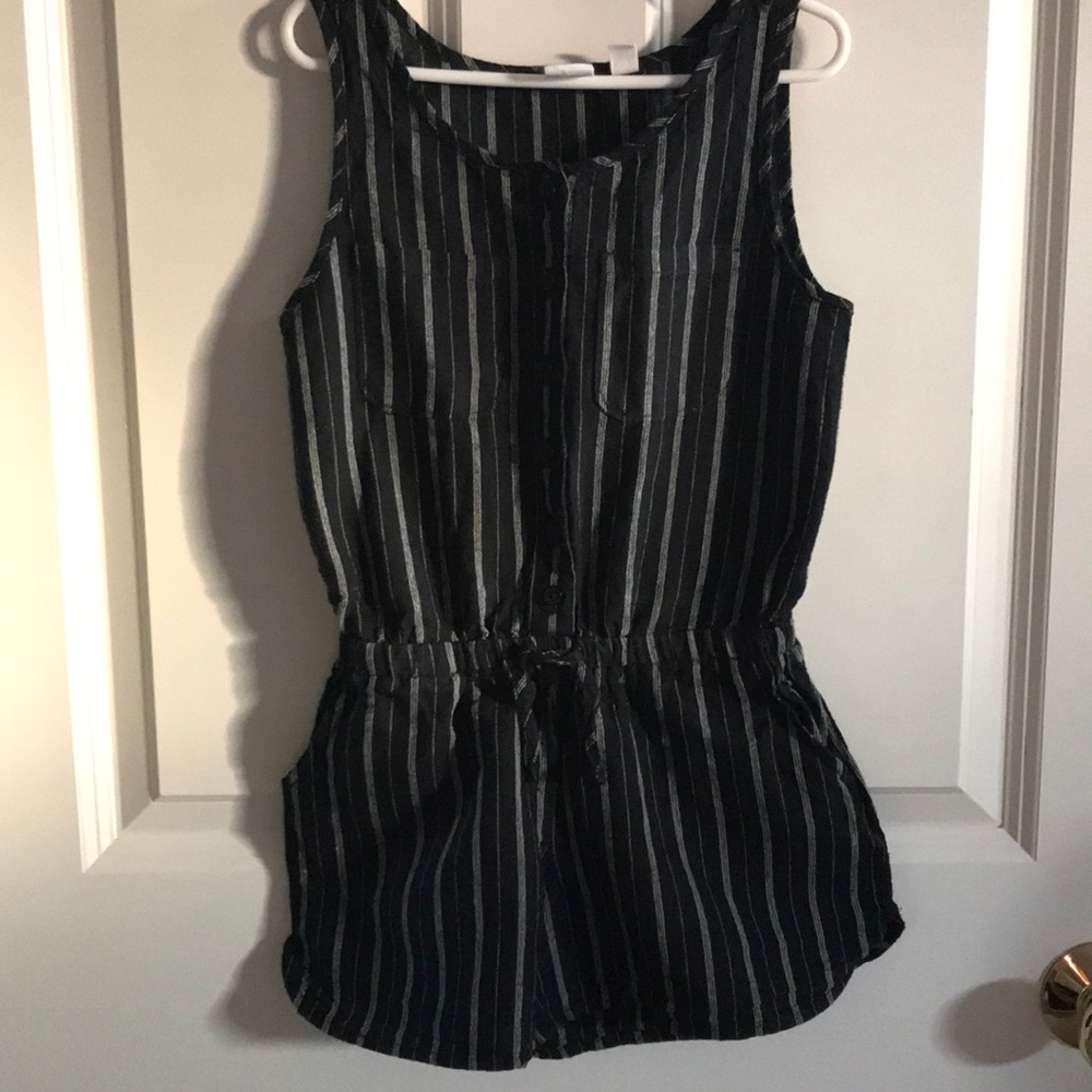 Girls romper.